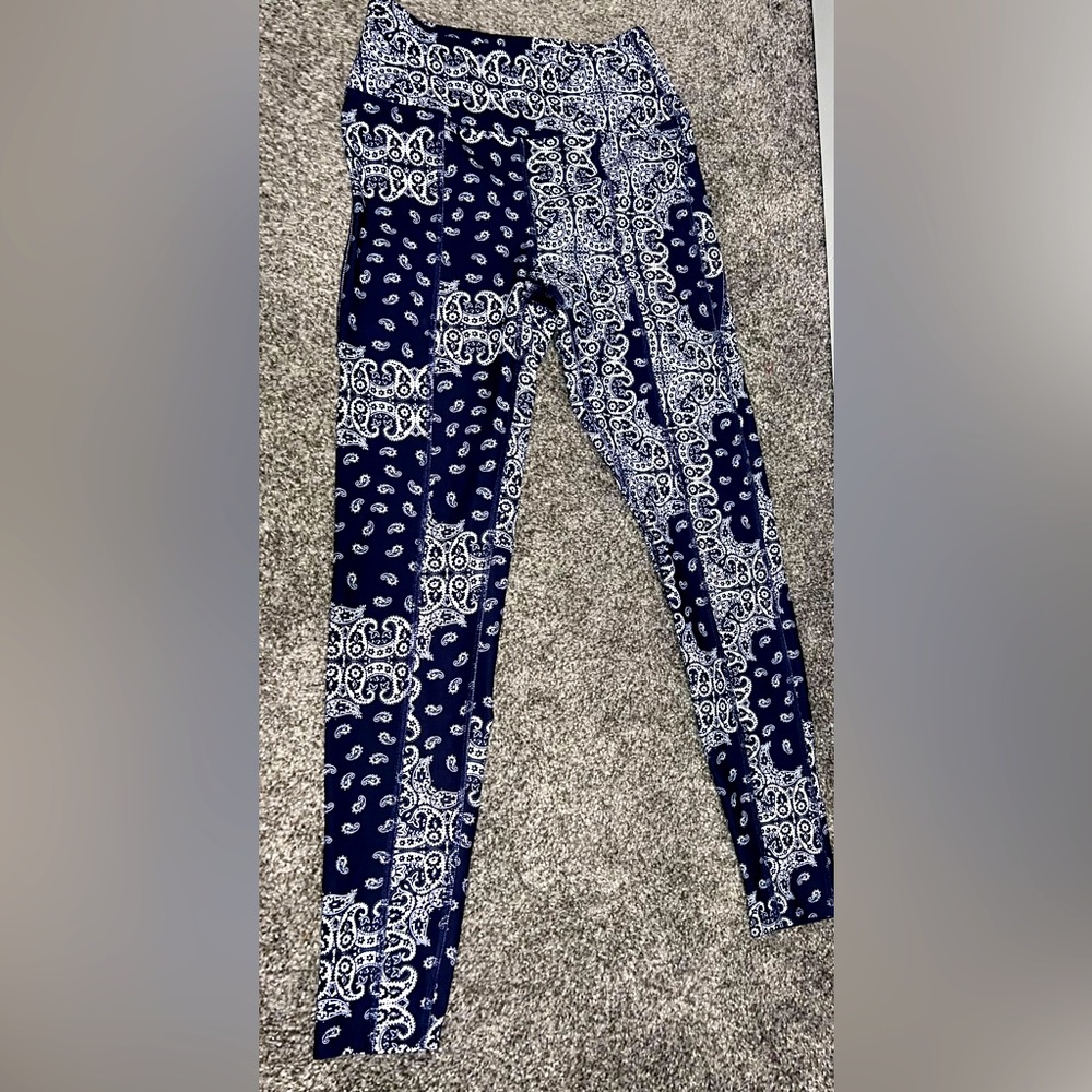 YEAR OF OURS LEGGINGS